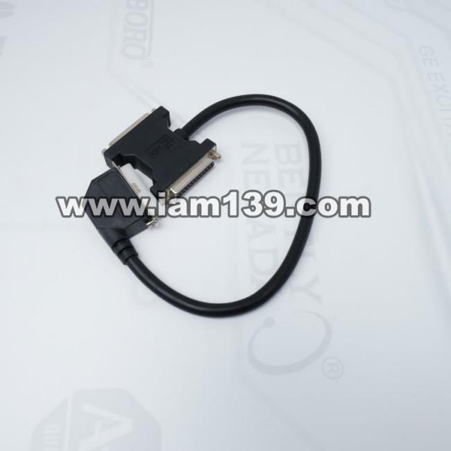 
GE PCM通讯电缆 IC693CBL305B