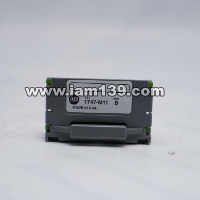 
M11/B AB内存模块适配器 (1747)